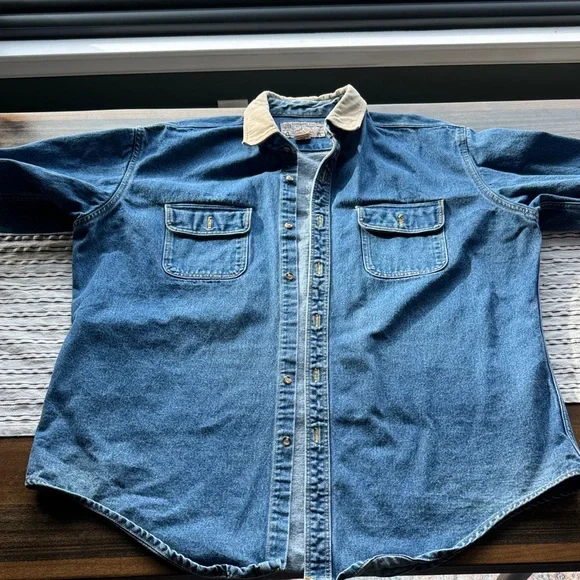 Vintage 1980s London Fog Denim Jacket – Made in Taiwan - Picture 2 of 10